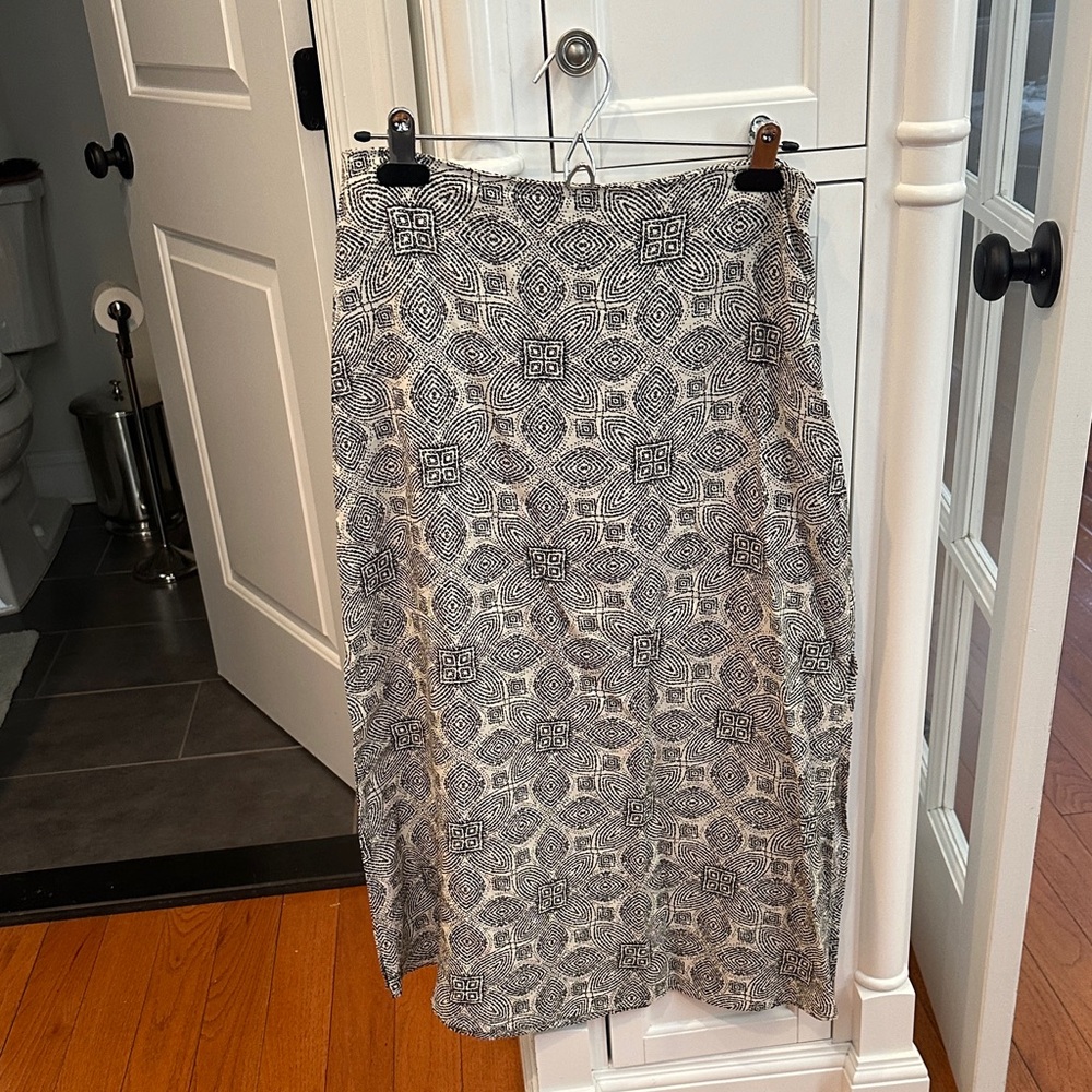 Marine Layer Black and White Patterned Midi Skirt